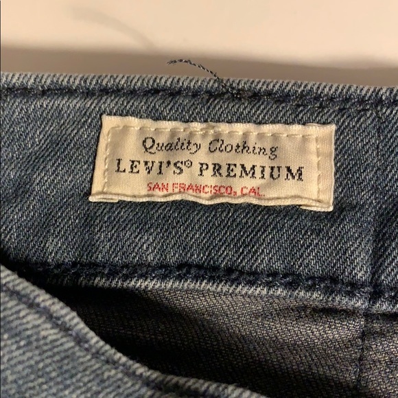 Levi’s men’s premium dark gray wash denim … - Picture 4 of 9
